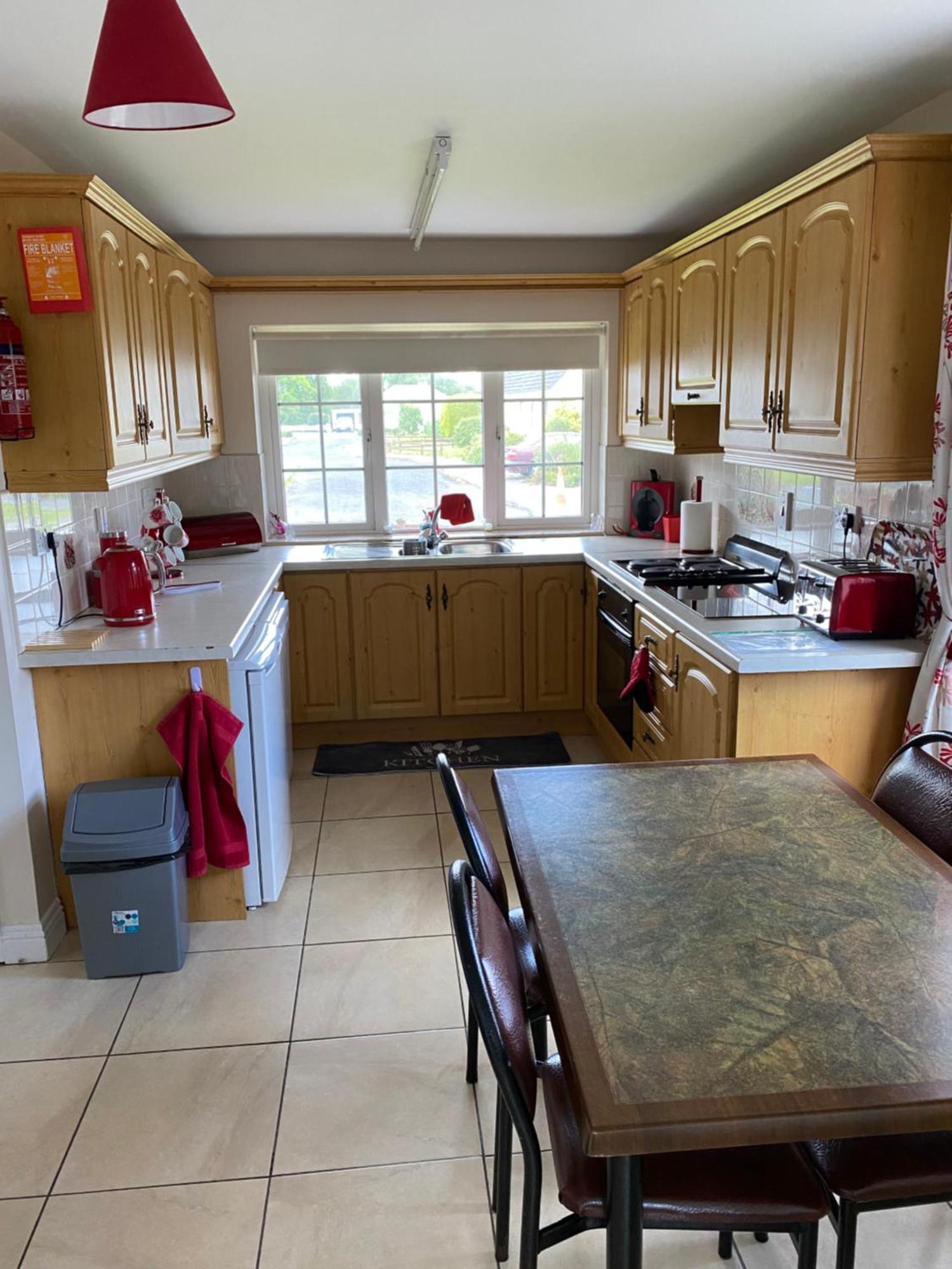Blacklion Holiday Homes Экстерьер фото